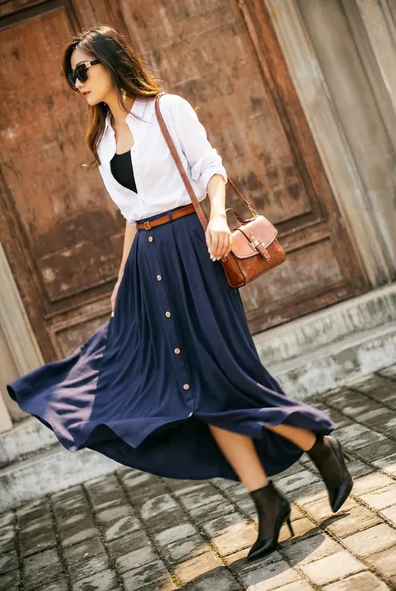 15 Best Long Maxi Linen Skirt Styles for Tall Women